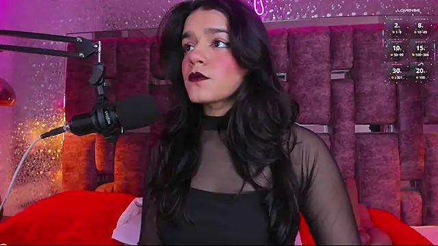 Snapshot of ValerieKay_ chatting on September 10, 2025, 9:03 pm ValerieKay online show from September 10, 2025, 9:03 pm