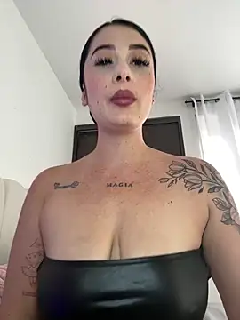 Snapshot of Libia_James chatting on May 12, 2026, 7:09 pm Libia James online show from May 12, 2026, 7:09 pm