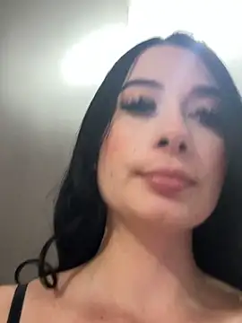 Snapshot of Libia_James chatting on May 16, 2026, 2:21 am Libia James online show from May 16, 2026, 2:21 am