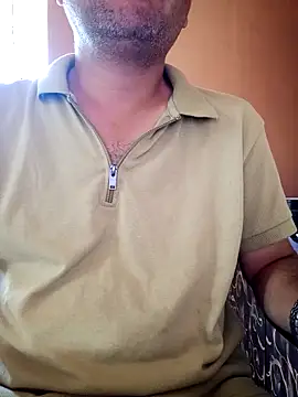 Snapshot of daddy_indian chatting on March 17, 2025, 5:45 am daddy indian online show from March 17, 2025, 5:45 am