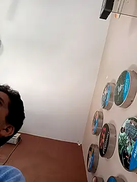 Snapshot of daddy_indian chatting on March 21, 2025, 7:33 am daddy indian online show from March 21, 2025, 7:33 am