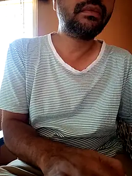 Snapshot of daddy_indian chatting on March 14, 2025, 6:10 am daddy indian online show from March 14, 2025, 6:10 am