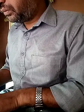 Snapshot of daddy_indian chatting on October 23, 2025, 5:28 am daddy indian online show from October 23, 2025, 5:28 am