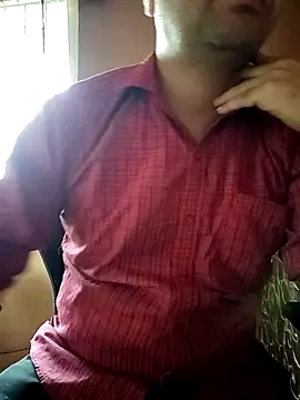 Snapshot of daddy_indian chatting on October 28, 2025, 4:13 am daddy indian online show from October 28, 2025, 4:13 am