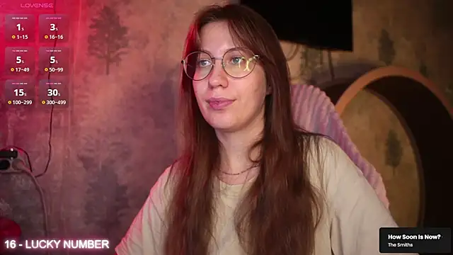 Snapshot of ms_allison_w chatting on November 28, 2025, 6:41 pm ms allison w online show from November 28, 2025, 6:41 pm