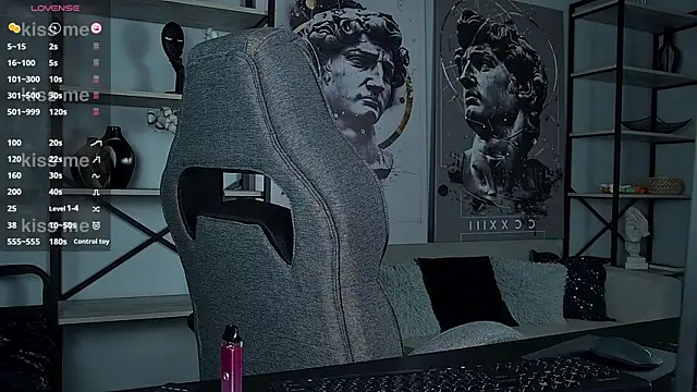 Lana  May online show from October 11, 2025, 12:17 pm