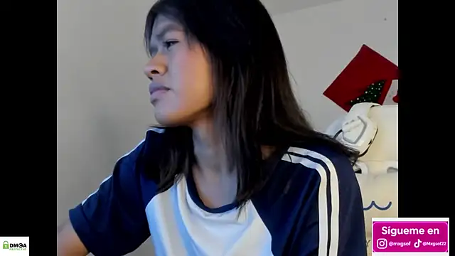 Snapshot of meganthompsonn22 chatting on December 1, 2025, 6:42 pm meganthompsonn22 online show from December 1, 2025, 6:42 pm