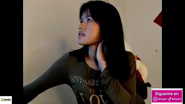 Snapshot of meganthompsonn22 chatting on November 30, 2025, 8:20 pm meganthompsonn22 online show from November 30, 2025, 8:20 pm