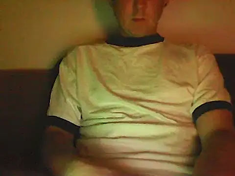 Snapshot of Sunnygun0 chatting on March 16, 2025, 6:44 pm Sunnygun0 online show from March 16, 2025, 6:44 pm