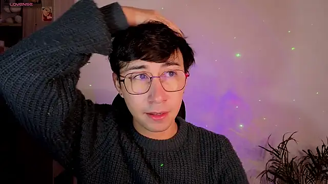 Snapshot of cameron_cum chatting on September 23, 2025, 1:40 pm cameron cum online show from September 23, 2025, 1:40 pm