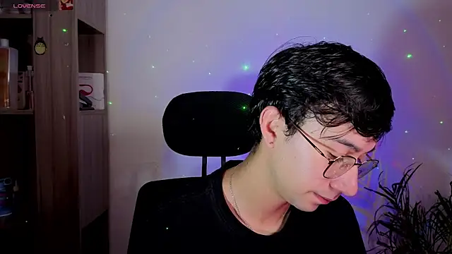 Snapshot of cameron_cum chatting on September 18, 2025, 11:35 am cameron cum online show from September 18, 2025, 11:35 am