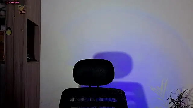 Snapshot of cameron_cum chatting on October 7, 2025, 1:34 pm cameron cum online show from October 7, 2025, 1:34 pm