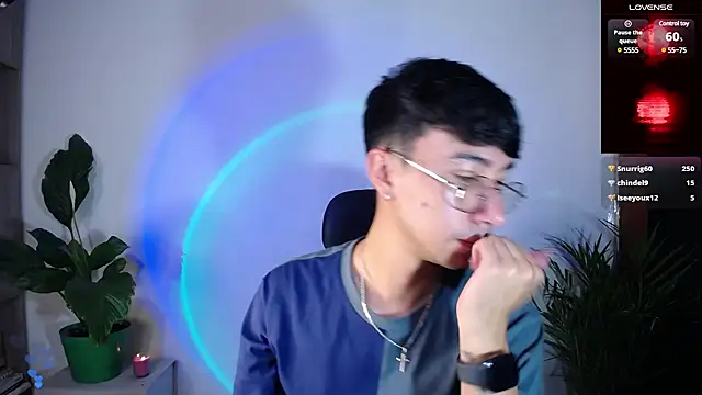 Snapshot of cameron_cum chatting on March 17, 2025, 6:00 pm cameron cum online show from March 17, 2025, 6:00 pm