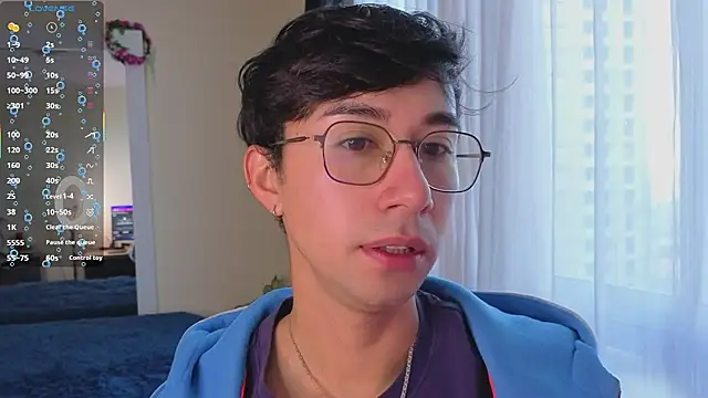 Snapshot of cameron_cum chatting on December 15, 2025, 11:16 am cameron cum online show from December 15, 2025, 11:16 am