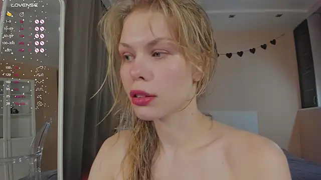 Snapshot of ass_latte chatting on December 19, 2025, 5:32 am ass latte online show from December 19, 2025, 5:32 am