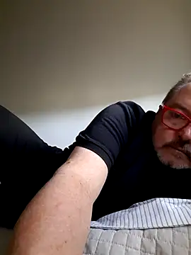 Snapshot of bluangelo chatting on April 27, 2026, 1:20 pm bluangelo online show from April 27, 2026, 1:20 pm