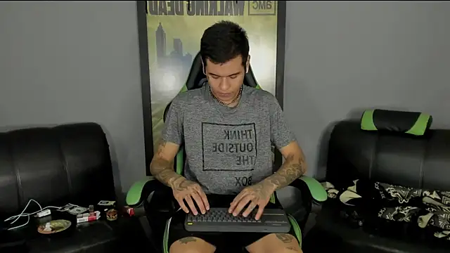 Snapshot of jamesinked_ chatting on February 25, 2025, 5:19 pm jamesinked online show from February 25, 2025, 5:19 pm