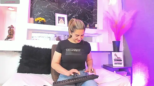 Cinthya mjs online show from February 19, 2026, 12:13 pm