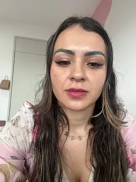 carol amorim online show from January 27, 2025, 5:58 pm