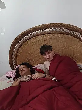 Milfvalesk online show from September 14, 2025, 4:46 am