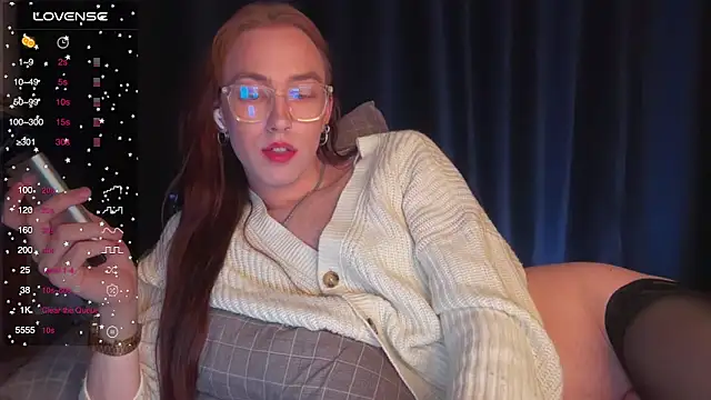 Snapshot of Avril_Pearly_ chatting on March 6, 2025, 11:20 pm Avril Pearly online show from March 6, 2025, 11:20 pm