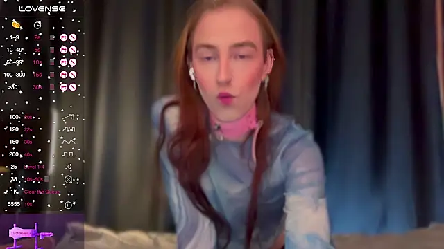 Snapshot of Avril_Pearly_ chatting on December 5, 2025, 12:37 pm Avril Pearly online show from December 5, 2025, 12:37 pm