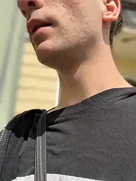 nickdtr online show from May 10, 2026, 10:41 am