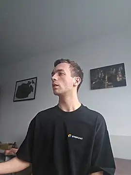 Snapshot of nickdtr chatting on October 1, 2025, 2:32 pm nickdtr online show from October 1, 2025, 2:32 pm