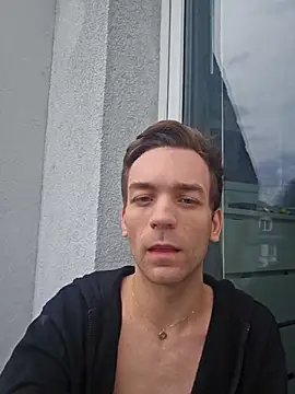 Snapshot of nickdtr chatting on November 2, 2025, 9:03 am nickdtr online show from November 2, 2025, 9:03 am