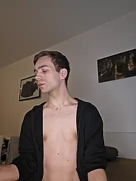 Snapshot of nickdtr chatting on October 19, 2025, 6:21 pm nickdtr online show from October 19, 2025, 6:21 pm