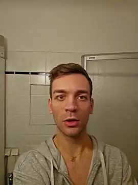 Snapshot of nickdtr chatting on October 11, 2025, 1:45 pm nickdtr online show from October 11, 2025, 1:45 pm