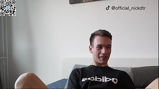 Snapshot of nickdtr chatting on March 22, 2025, 12:25 pm nickdtr online show from March 22, 2025, 12:25 pm