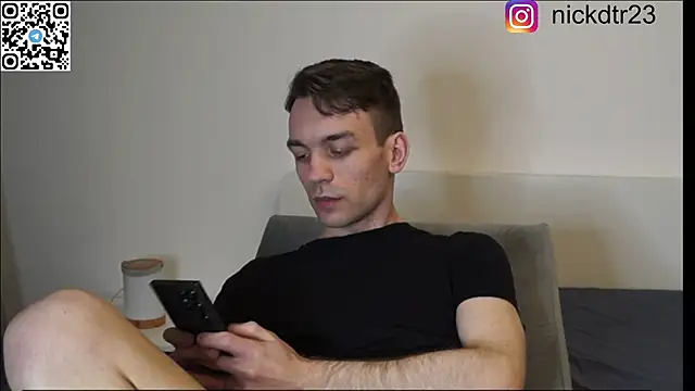 Snapshot of nickdtr chatting on March 5, 2025, 9:26 pm nickdtr online show from March 5, 2025, 9:26 pm