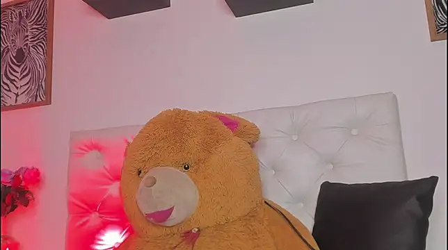 vayoleen online show from September 25, 2025, 10:49 pm