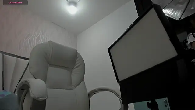 Snapshot of Victoriaa_millers chatting on April 10, 2026, 7:21 pm Victoriaa millers online show from April 10, 2026, 7:21 pm