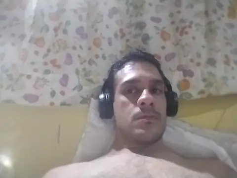 Snapshot of Mauri1509 chatting on November 15, 2025, 2:59 am Mauri1509 online show from November 15, 2025, 2:59 am