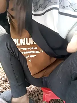 Snapshot of Fuckmehard2xx chatting on February 13, 2025, 8:06 am Fuckmehard2xx online show from February 13, 2025, 8:06 am