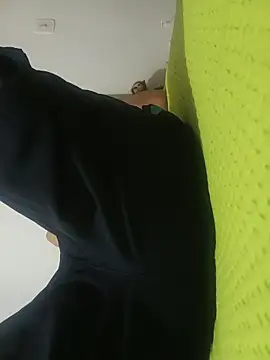 Snapshot of beautiful_hands_ chatting on December 17, 2025, 6:51 am beautiful hands online show from December 17, 2025, 6:51 am