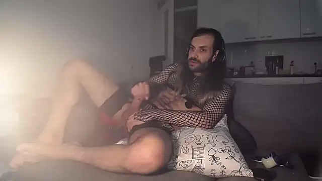 P4RtYBOII92 online show from September 15, 2025, 4:51 pm