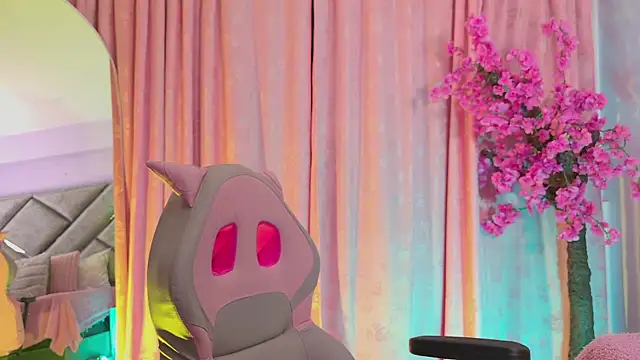 Elith noa online show from April 7, 2026, 12:34 am