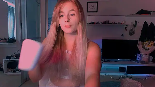 Eva Jaya online show from October 1, 2025, 5:01 am