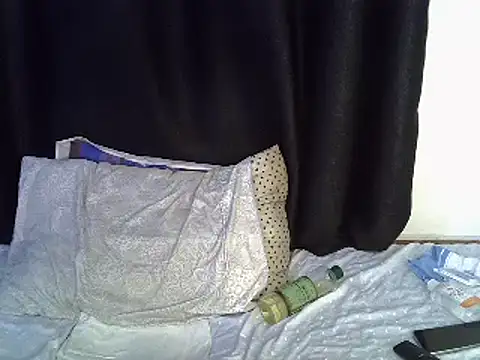 Snapshot of Melisahott chatting on December 8, 2024, 8:36 pm Melisahott online show from December 8, 2024, 8:36 pm