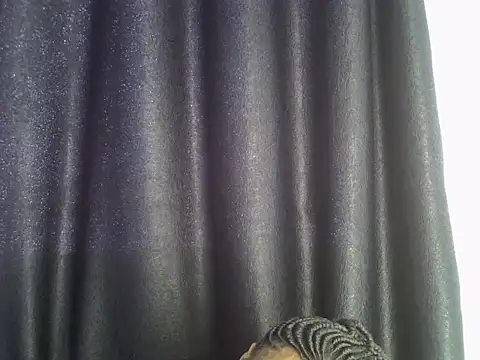 Snapshot of Melisahott chatting on December 6, 2024, 12:33 pm Melisahott online show from December 6, 2024, 12:33 pm