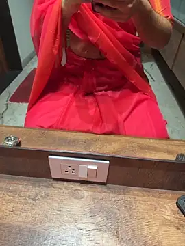 Snapshot of versatile_guy01 chatting on December 20, 2025, 6:33 pm versatile guy01 online show from December 20, 2025, 6:33 pm