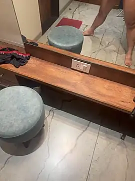 Snapshot of versatile_guy01 chatting on October 27, 2025, 11:11 am versatile guy01 online show from October 27, 2025, 11:11 am