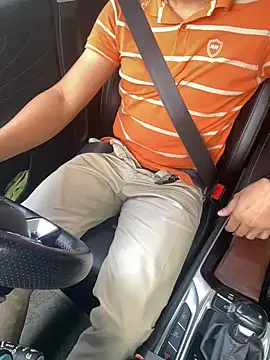 Snapshot of YoBody755 chatting on October 13, 2025, 9:11 am YoBody755 online show from October 13, 2025, 9:11 am