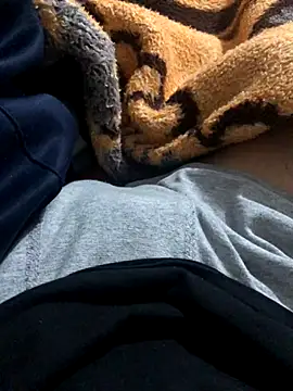 kerimyuce online show from December 16, 2025, 11:53 pm