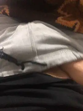 kerimyuce online show from December 1, 2025, 5:47 pm