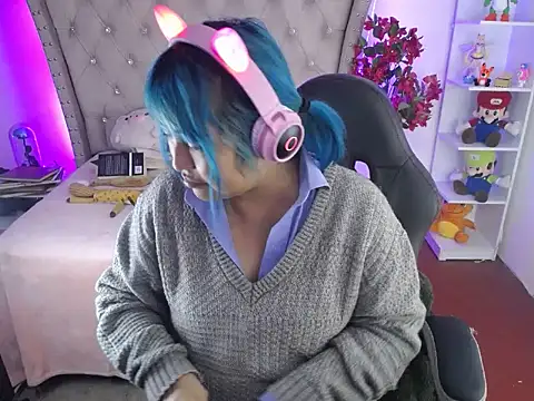 Snapshot of Shaddycute_ chatting on February 21, 2025, 4:18 am Shaddycute online show from February 21, 2025, 4:18 am