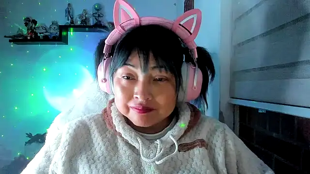 Shaddycute  online show from June 4, 2026, 2:38 am
